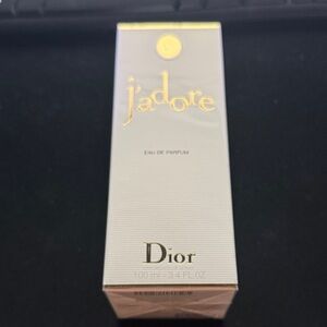 Dior J'adore Eau de Parfum in Gold and White